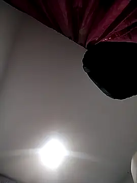 Brenda Berck  online show from April 2026 08:05:01 AM