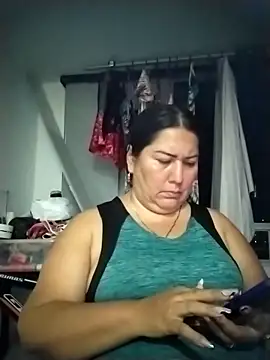 Brenda Berck  online show from April 2026 02:02:02 AM