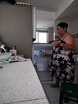 Brenda Berck  online show from April 2026 08:10:02 PM