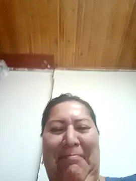 Brenda Berck  online show from April 2026 12:57:01 PM