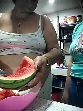 Brenda Berck  online show from April 2026 09:48:01 AM