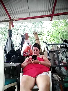 Brenda Berck  online show from February 2026 09:58:02 PM