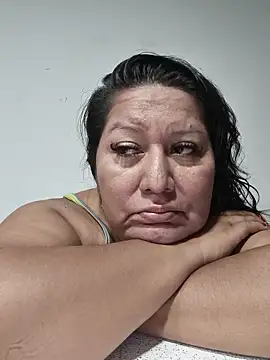 Brenda Berck  online show from May 2026 04:18:02 AM