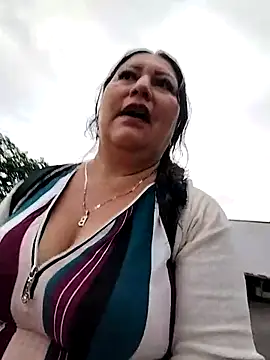 Brenda Berck  online show from April 2026 01:59:02 PM