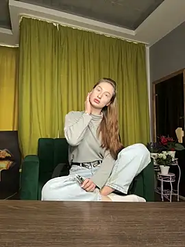 AlicaFoxis  online show from April 2026 05:41:02 AM