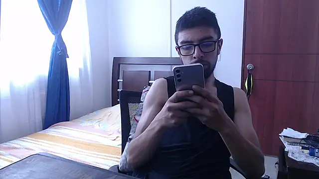 Snapshot of fvckolombianguyy chatting on February 2025 06:59:02 PM fvckolombianguyy online show from February 2025 06:59:02 PM