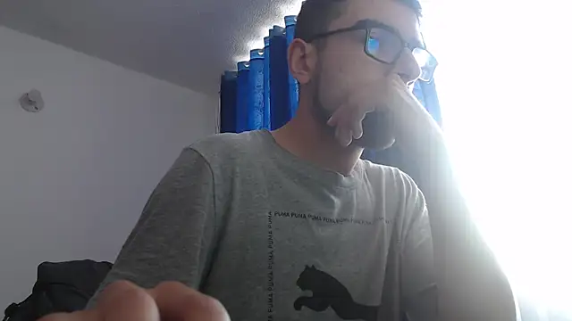 Snapshot of fvckolombianguyy chatting on February 2025 02:24:01 PM fvckolombianguyy online show from February 2025 02:24:01 PM