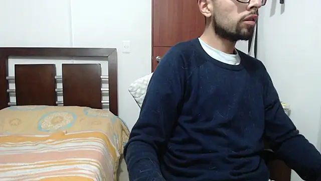 Snapshot of fvckolombianguyy chatting on March 2025 12:59:01 AM fvckolombianguyy online show from March 2025 12:59:01 AM