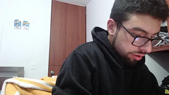 Snapshot of fvckolombianguyy chatting on February 2025 03:42:01 PM fvckolombianguyy online show from February 2025 03:42:01 PM