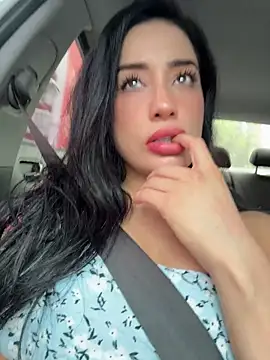CATALINA RESTREPO online show from April 2026 06:37:01 PM