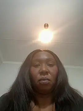 Bootyliciouse21X online show from February 2026 09:24:01 PM