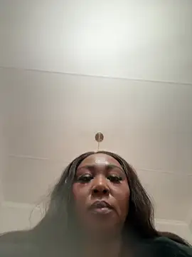 Snapshot of Bootyliciouse21X chatting on May 2026 10:04:02 AM Bootyliciouse21X online show from May 2026 10:04:02 AM
