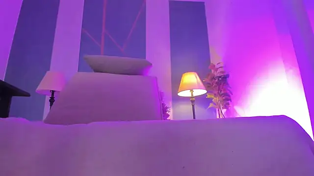 Swt skinny  online show from April 2026 01:07:02 PM