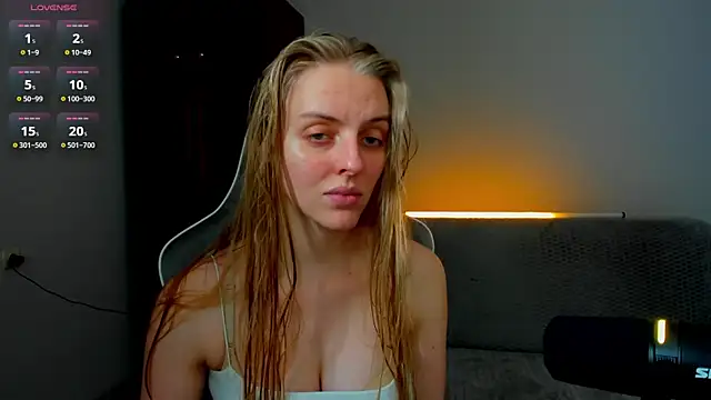 Jam cream online show from April 2026 09:34:02 AM