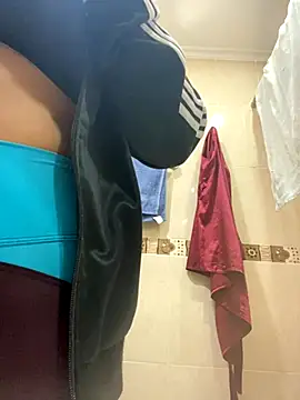 Fancyxlove online show from November 2025 12:31:02 PM