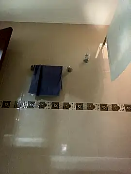 Fancyxlove online show from November 2025 12:31:01 PM