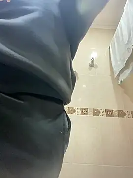 Fancyxlove online show from November 2025 12:31:01 PM