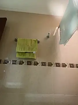 Fancyxlove online show from November 2025 12:38:01 PM