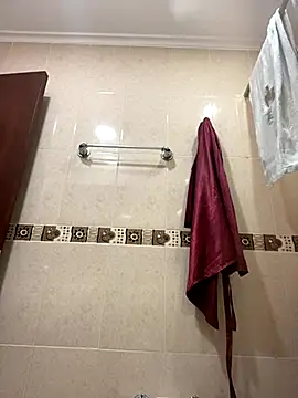 Fancyxlove online show from October 2025 12:37:01 PM