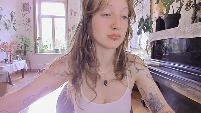 Snapshot of Miranda2_0 chatting on November 2025 07:56:01 AM Miranda2 0 online show from November 2025 07:56:01 AM