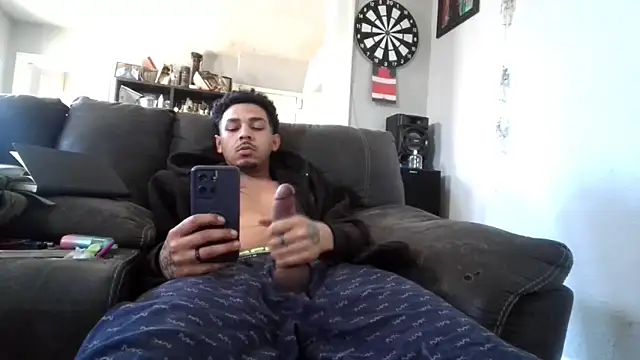 bigdickjojo69 online show from February 2026 06:17:01 PM