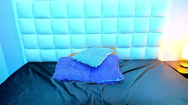 teresasroom  online show from February 2026 11:10:01 AM