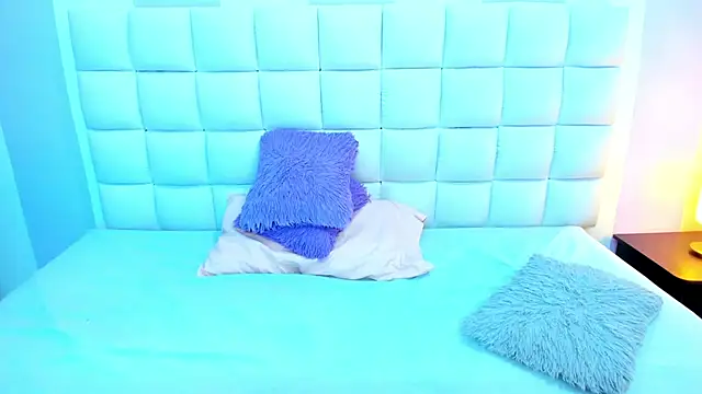 teresasroom  online show from March 2026 12:34:01 PM