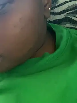 Snapshot of Cyebony chatting on January 2025 12:45:02 PM Cyebony online show from January 2025 12:45:02 PM