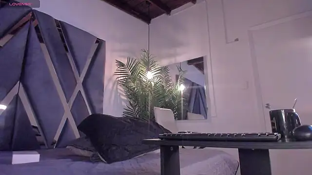 alessandra wells online show from March 2026 11:10:01 AM