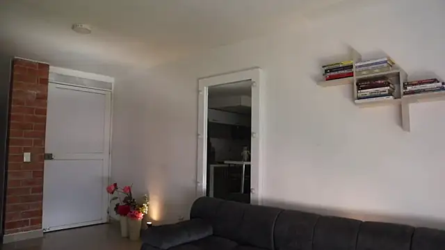  Vahos  online show from November 2025 05:50:02 PM