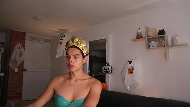  Vahos  online show from October 2025 05:10:01 PM