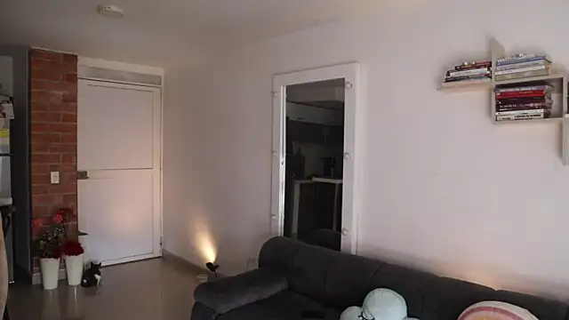  Vahos  online show from March 2026 07:25:01 PM