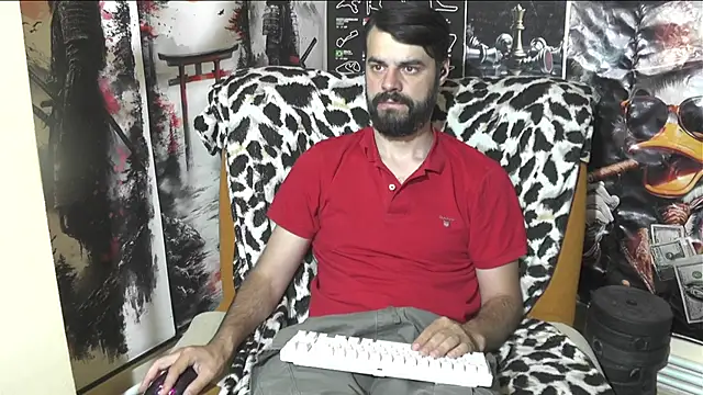 Snapshot of 00george chatting on May 2026 06:47:02 PM 00george online show from May 2026 06:47:02 PM