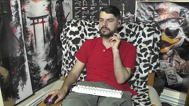 Snapshot of 00george chatting on April 2026 05:52:01 PM 00george online show from April 2026 05:52:01 PM
