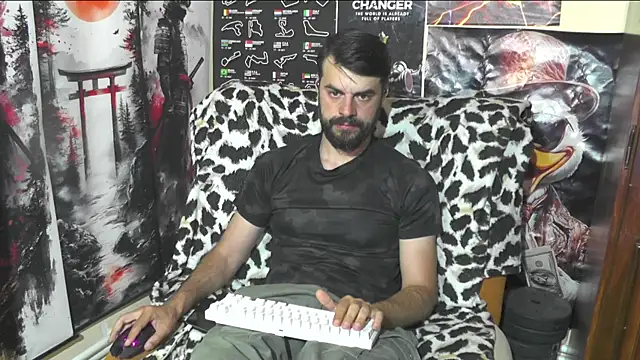 Snapshot of 00george chatting on May 2026 01:09:02 PM 00george online show from May 2026 01:09:02 PM