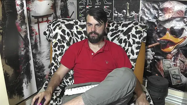 Snapshot of 00george chatting on May 2026 03:02:01 AM 00george online show from May 2026 03:02:01 AM