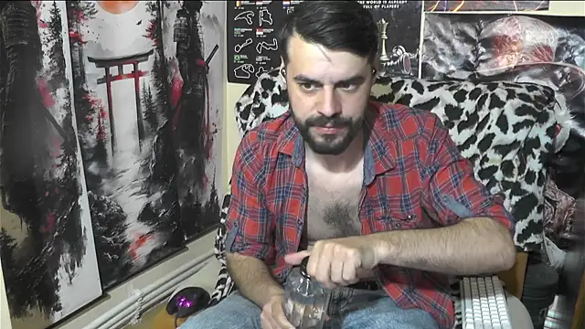Snapshot of 00george chatting on May 2026 04:54:01 PM 00george online show from May 2026 04:54:01 PM