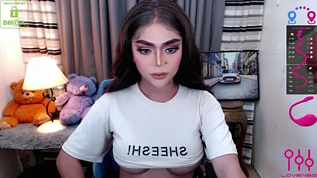 Snapshot of Fantacyoflove chatting on November 2025 04:22:01 PM Fantacyoflove online show from November 2025 04:22:01 PM