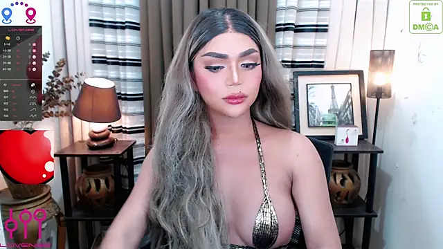Fantacyoflove online show from December 2025 07:38:01 PM