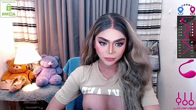 Snapshot of Fantacyoflove chatting on November 2025 10:21:02 PM Fantacyoflove online show from November 2025 10:21:02 PM