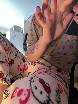 Remiliya online show from February 2026 12:07:01 PM