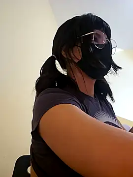 Latin summer online show from March 2026 04:00:01 AM