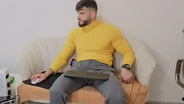 MauroTwin online show from November 2025 05:50:01 PM