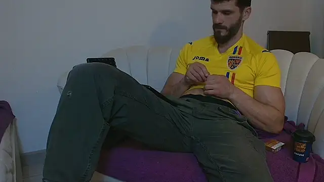 MauroTwin online show from April 2026 06:10:02 PM