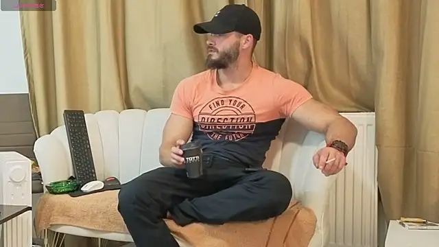 MauroTwin online show from November 2025 06:00:02 PM