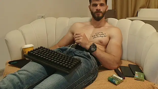 MauroTwin online show from May 2026 07:07:01 PM