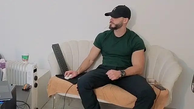 MauroTwin online show from November 2025 06:00:01 PM