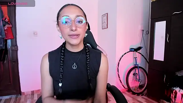 adrena 10 online show from March 2026 08:32:02 PM