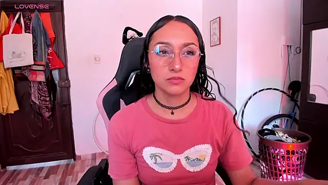 adrena 10 online show from April 2026 07:10:02 PM