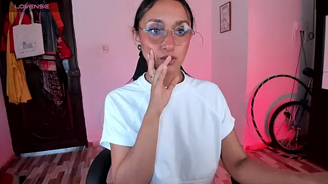 adrena 10 online show from April 2026 08:24:01 PM